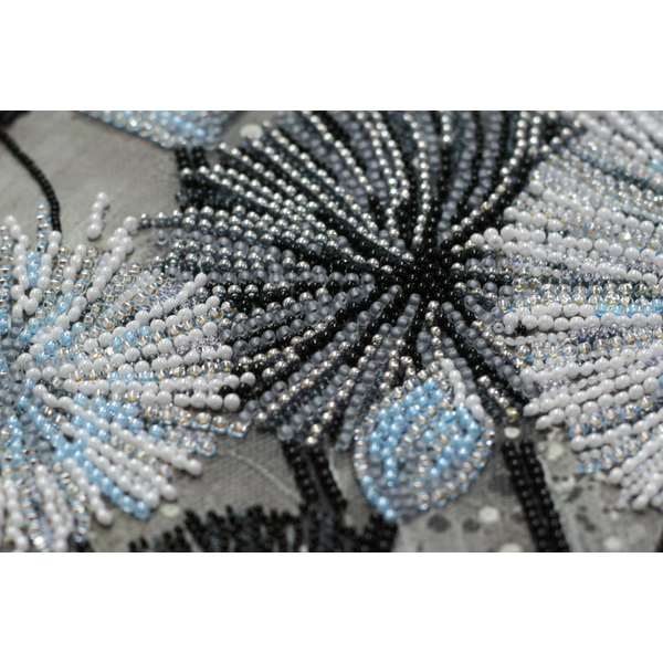 Набори для вишивки бісером - Повітряні квіти