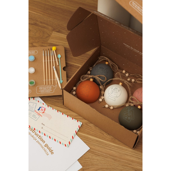 Набір для створення новорічних іграшок - Набор для раскраски новогодних шариков «Зимняя сказка»