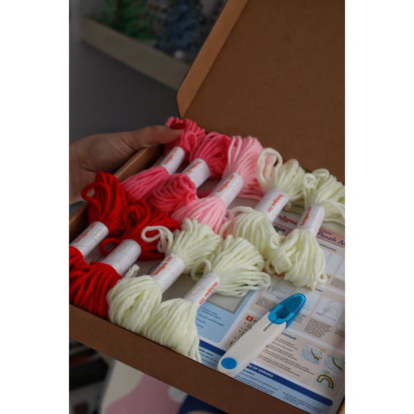 Набір для килимової вишивки - Набір для створення килимової вишивки 